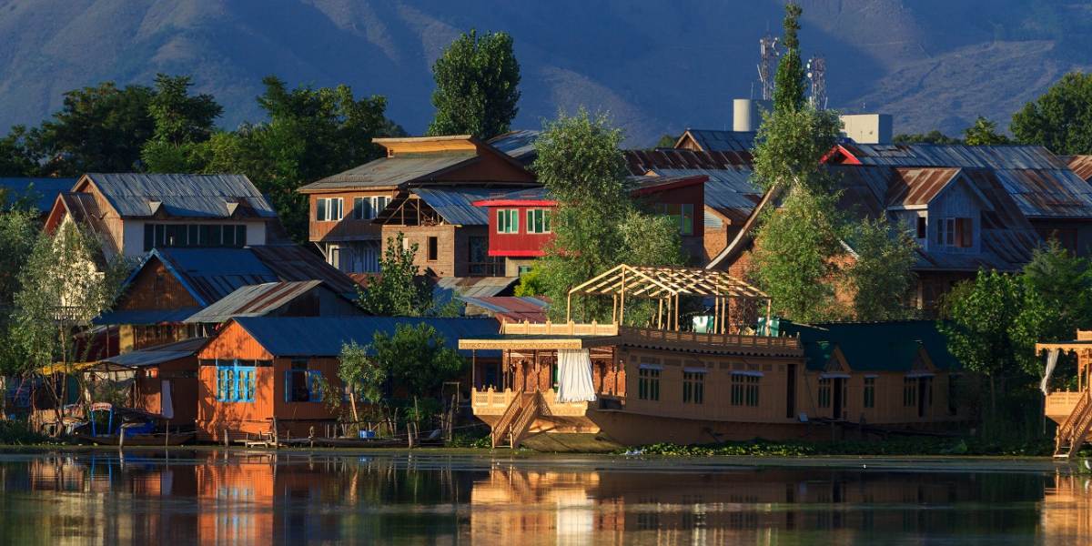 Srinagar Gulmarg Pahalgam Sonmarg Trip Holiday Package