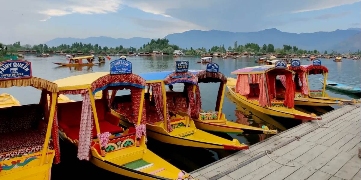 Kashmir Scenic Tour Package